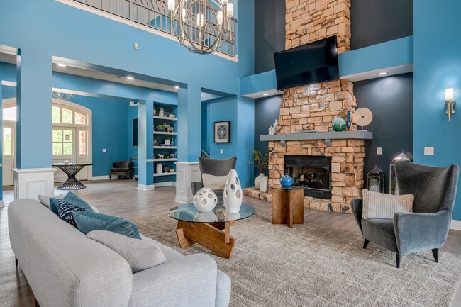 Building Photo - Somerset at Deerfield