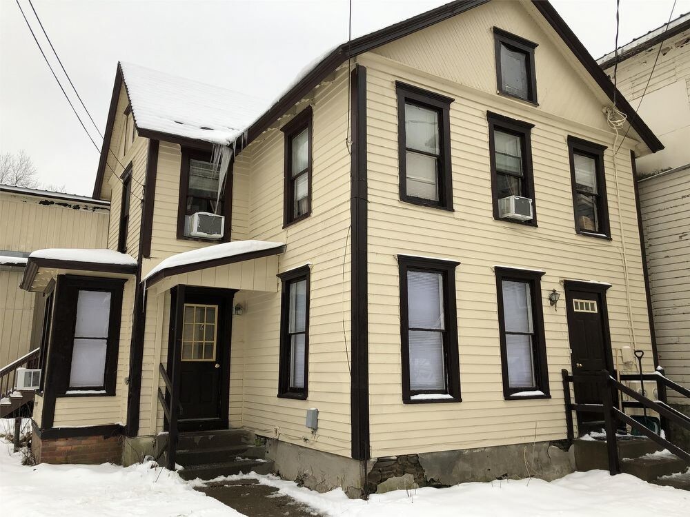 Primary Photo - 16 Elm Street