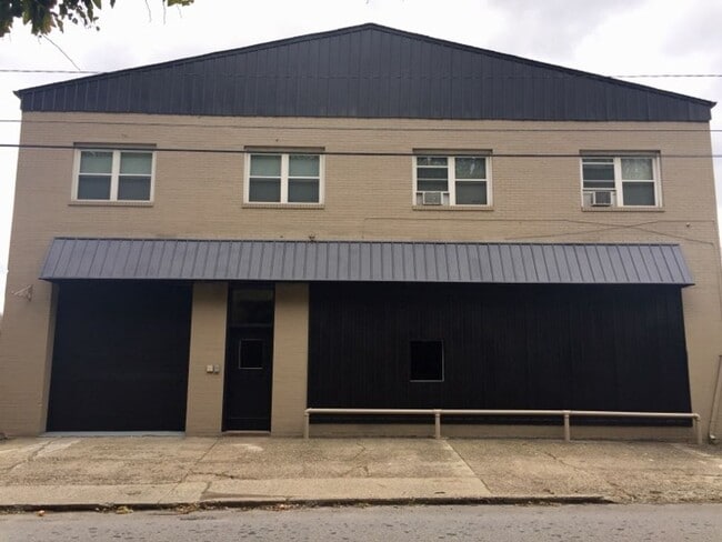 Foto del edificio - 414 E Lincoln Ave