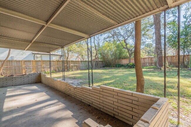 Foto del edificio - 1439 Richelieu Ln