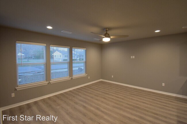 Foto del edificio - 3 br, 2.5 bath House - 3037 Sandra Street