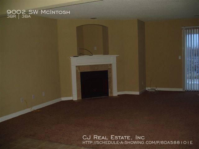 Foto del edificio - 9002 SW Macintosh Dr