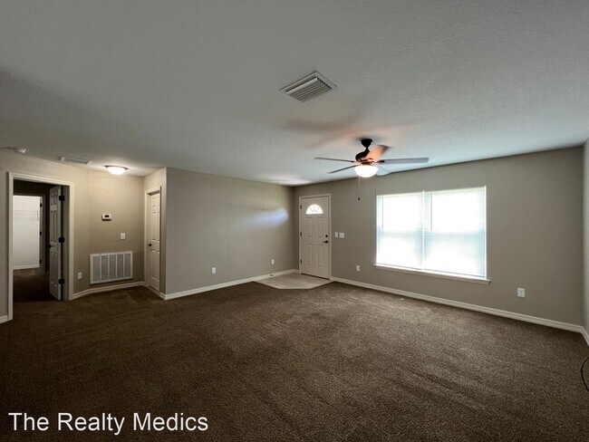 Building Photo - 3 br, 2 bath House - 517 Malauka Radl