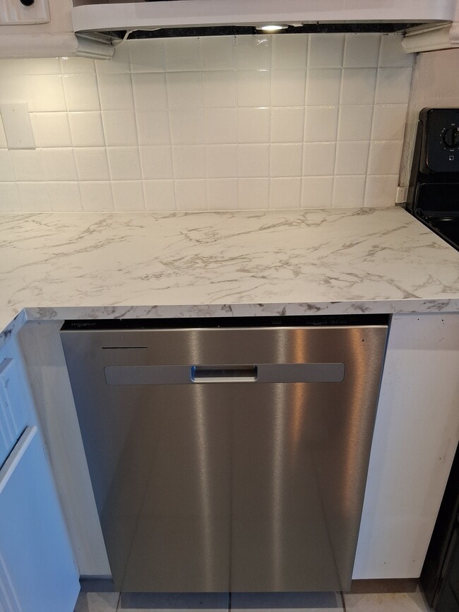 Foto del edificio - 1100 NE 9th Ave