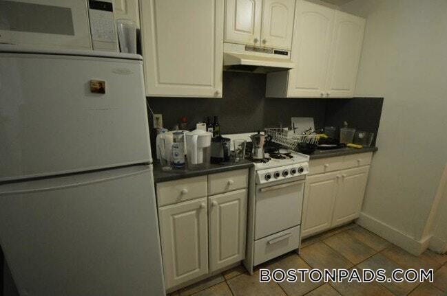 Foto del edificio - 64 Hemenway St