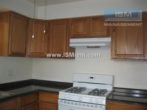 Building Photo - 1132 S Grand View St