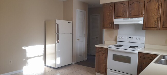 Foto del edificio - 326 Mission Ridge Rd