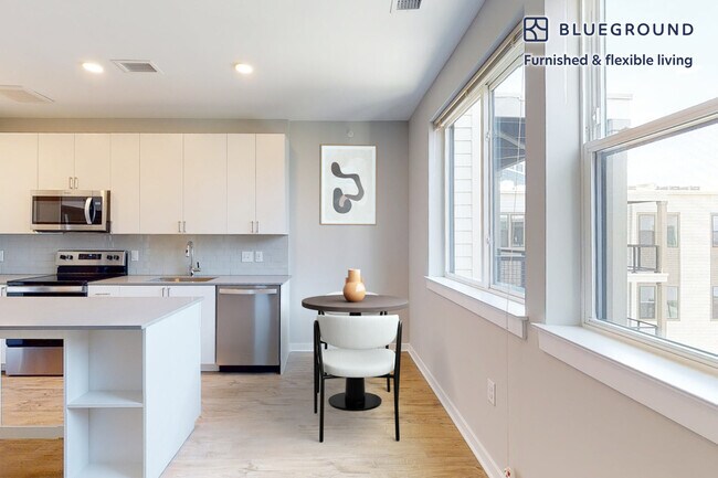 Building Photo - 2 E Joppa Rd