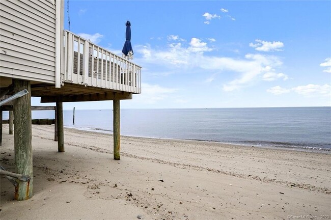 Building Photo - 43 Shoreline Dr
