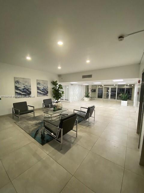 Foto del edificio - 401 Golden Isles Dr