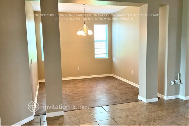 Building Photo - 742 Woods Landing Dr