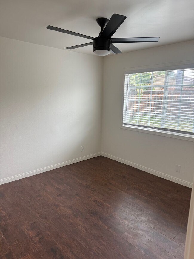 Building Photo - Fully remodeled home for rent in cul de sac