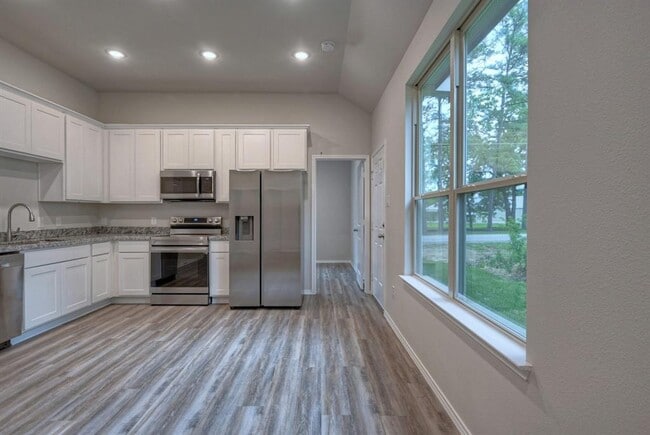 Building Photo - 9599 Darkwood St