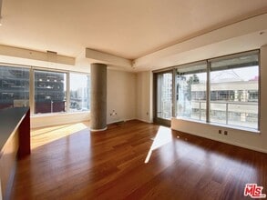 Building Photo - 1155 S Grand Ave