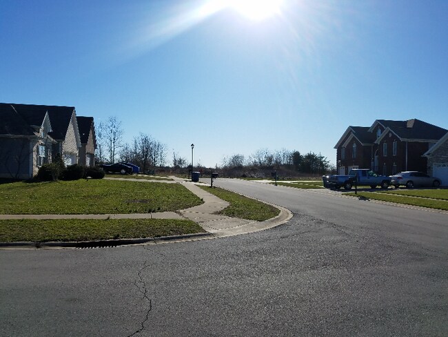 Foto del edificio - 11734 Washington Green Rd