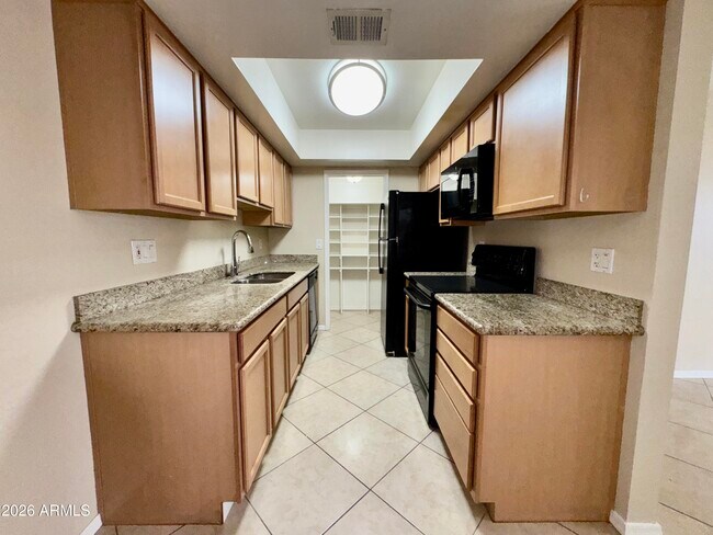 Foto del edificio - 16635 N Cave Creek Rd