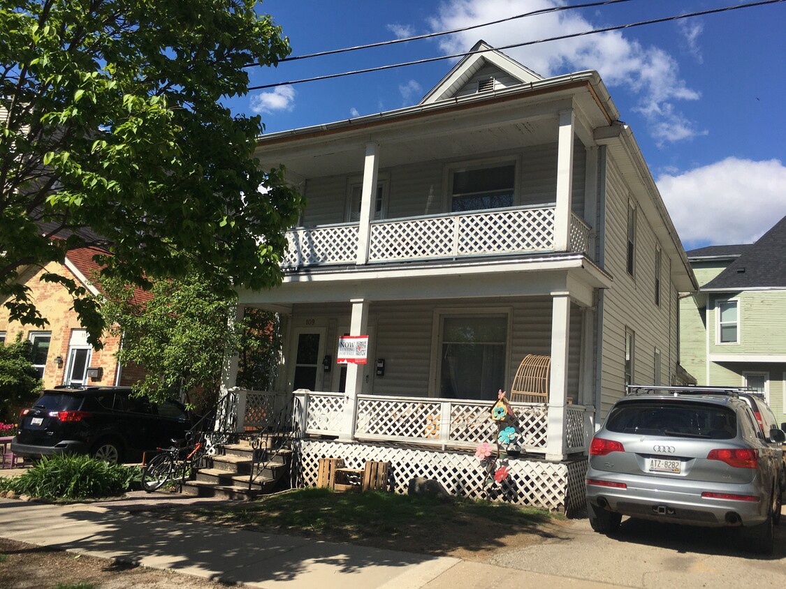 Primary Photo - 109 N Franklin St