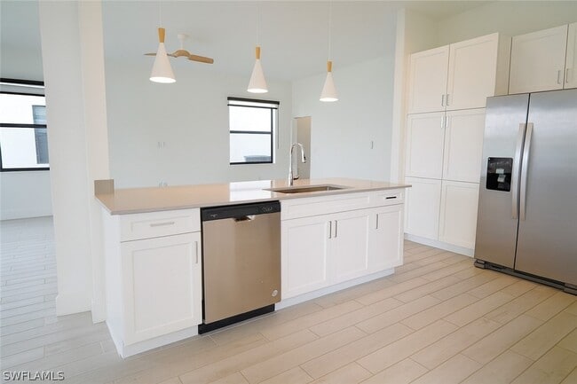 Building Photo - 5630 Carrara Dr