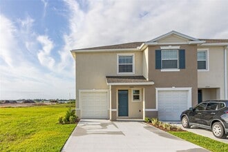 Building Photo - 2206 Tay Wes Dr