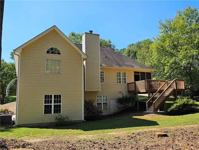 Building Photo - 3965 Starr Creek Rd