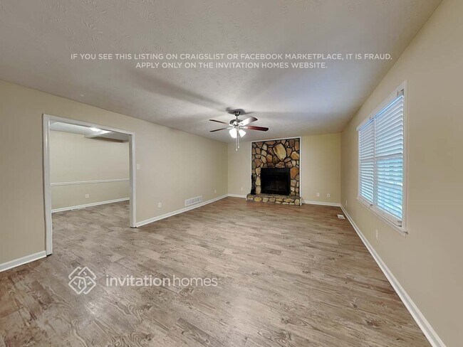 Building Photo - 264 Meek Dr