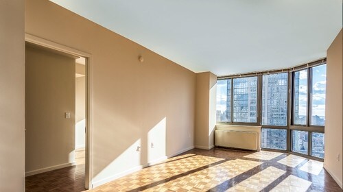 Building Photo - 102 W 26th St