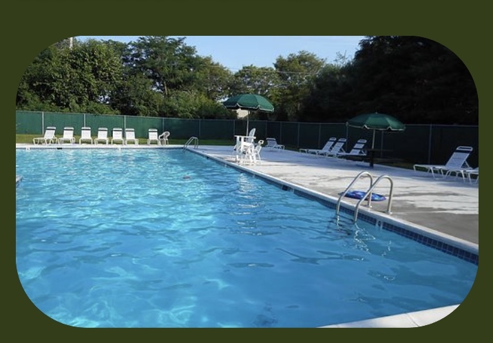 Gated pool - Bishop Dr