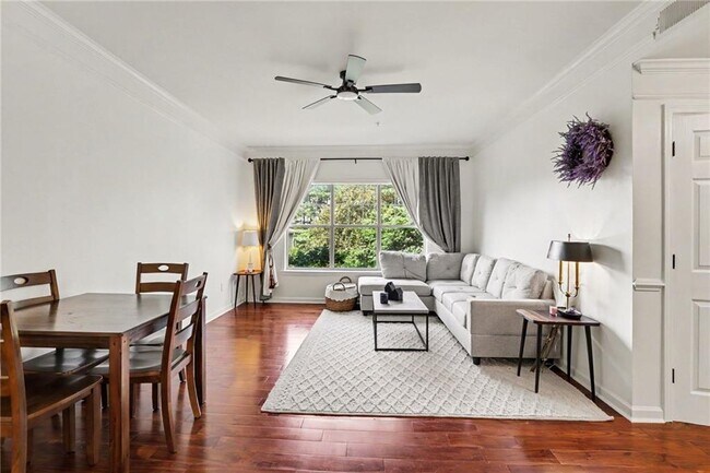 Foto del edificio - 2700 Pine Tree Rd NE