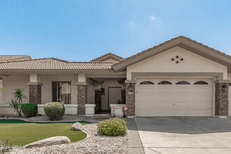 Building Photo - 1687 E Carob Dr