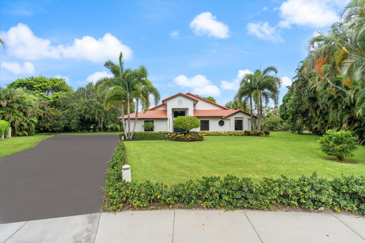 Foto principal - 6231 NW 4th Ave