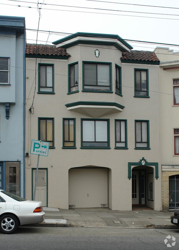 Primary Photo - 1525 Clement St