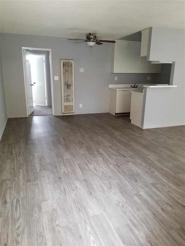 Foto principal - 1029 Magnolia Ave
