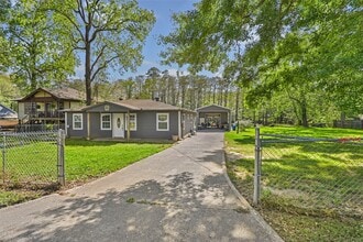 Building Photo - 218 Waterfall Dr