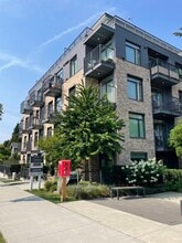Building Photo - 1807 Larch St