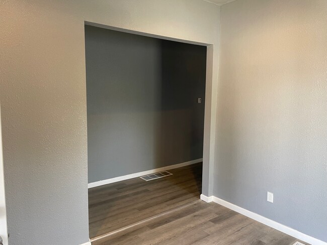 Foto del edificio - 714 W 14th St