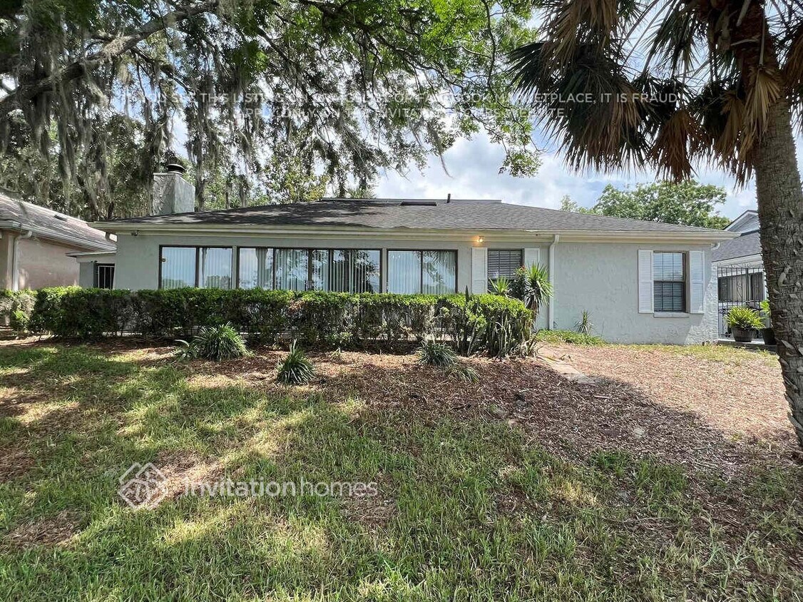 Building Photo - 1535 Lake Marion Dr