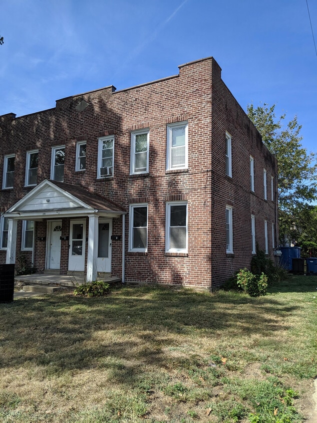 203 S Dupont St Unit 2N, Wilmington, DE 19805 Apartment for Rent in