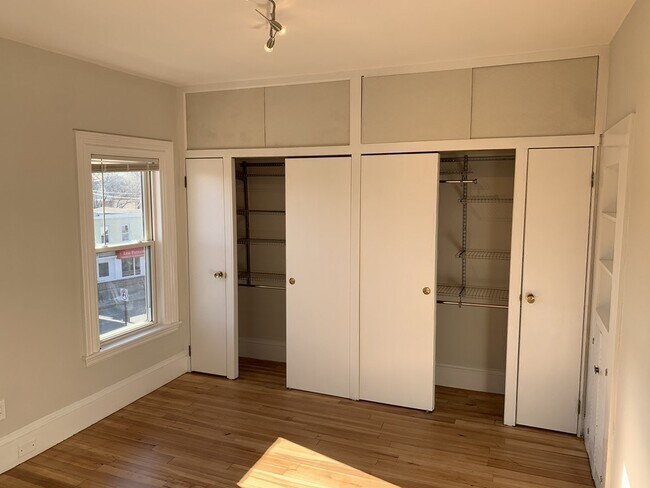 Building Photo - 59 Broadway