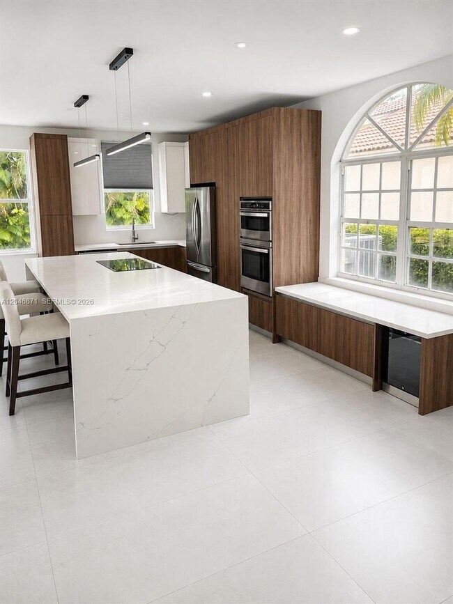 Foto del edificio - 15760 NW 16th Ct