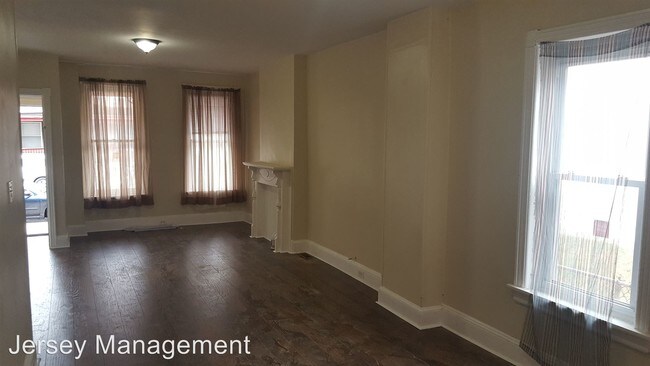 Foto del edificio - 339 Walnut Ave