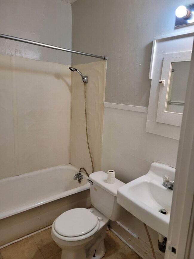 Foto del edificio - 2219 S Tyler St