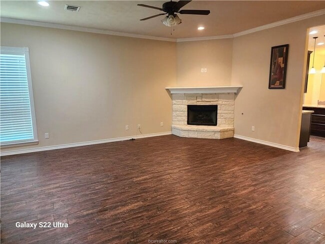 Foto del edificio - 4 Bedroom, 2 Bath in Dove Crossing Subdivi...