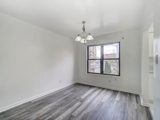 Foto del edificio - 22 69th St