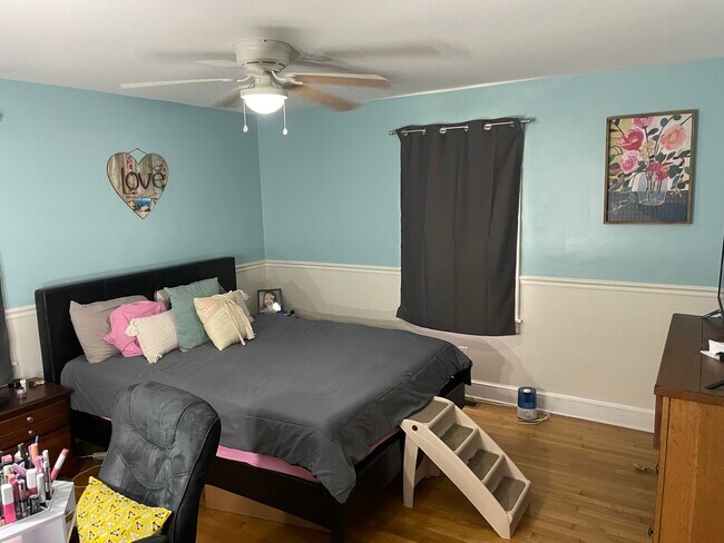 Dormitorio 1 - 914 Westview Cir