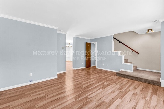 Foto del edificio - 3137 Seacrest Ave