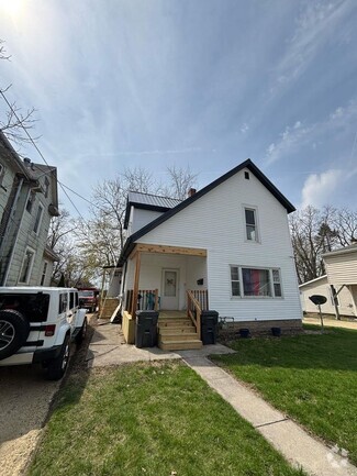 Building Photo - 931 1/2-931 1/2 W Wayne St