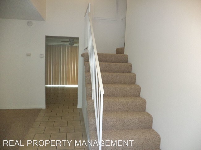 Building Photo - 2136 Via Camino Verde