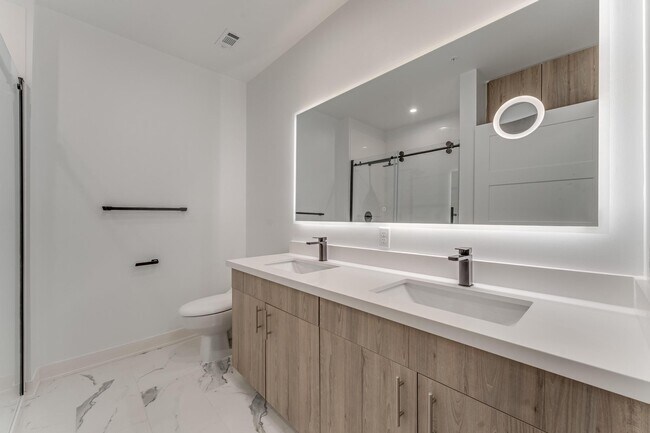 Building Photo - Lumen Luxury Lofts