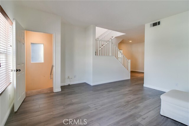 Foto del edificio - 620 E Walnut St