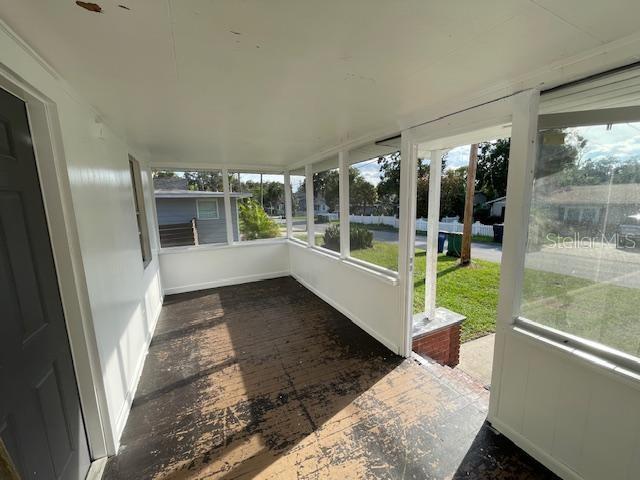 Foto del edificio - 6917 N Lynn Ave